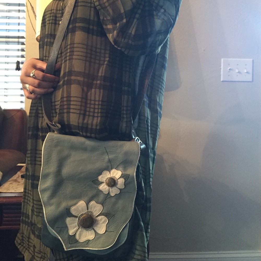 100%Flower Leather Sling bag